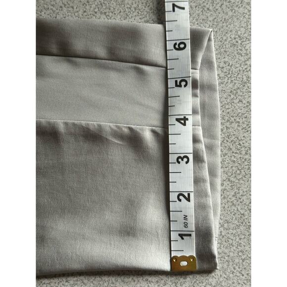 Halston Heritage Sz 6 Straight Leg Paneled Satin Pull On Trousers Elastic Waist - Picture 8 of 8